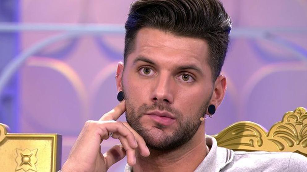 Barranco acusa a Violeta de manipuladora y afirma que algo planea con Fabio y Julen