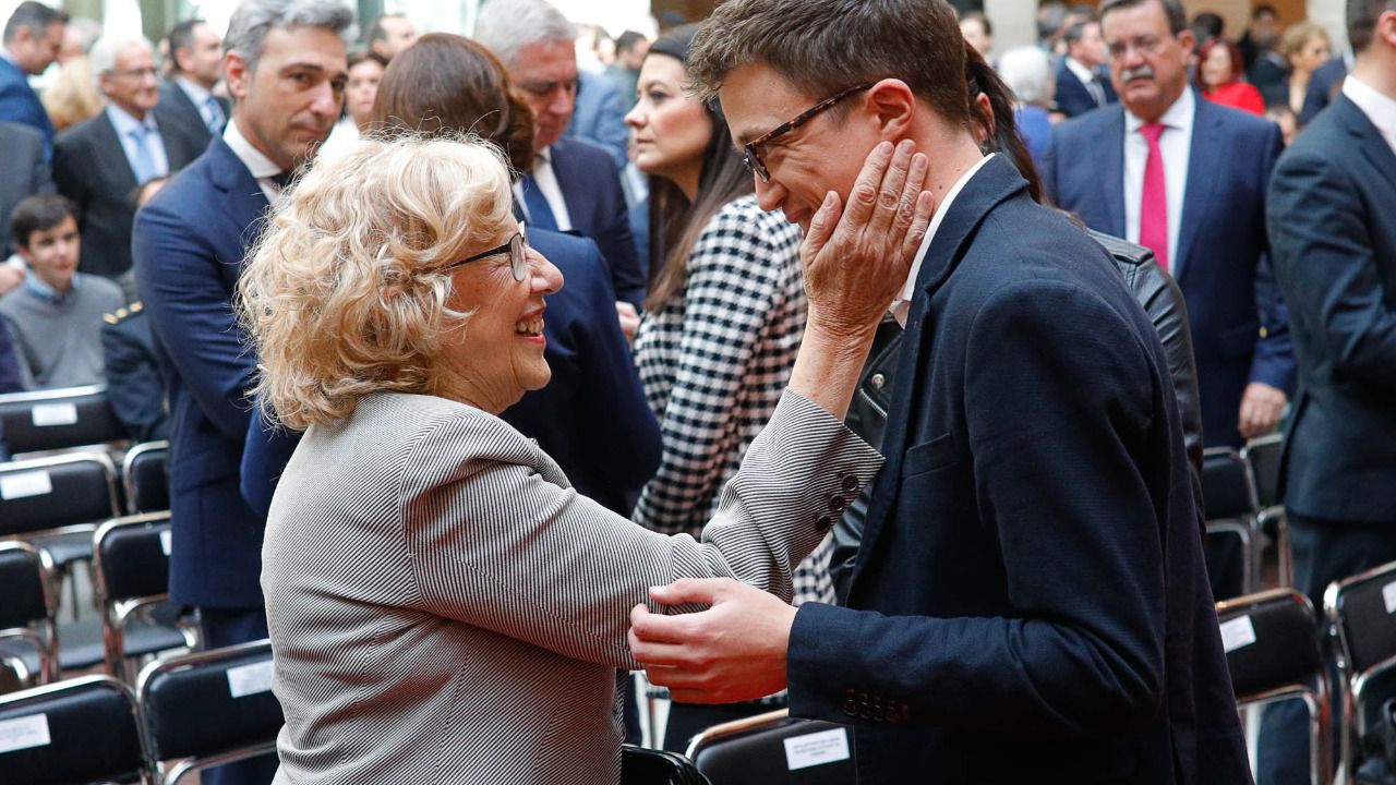 Según las encuestas, las derechas le quitaría la alcaldía de Madrid a Carmena