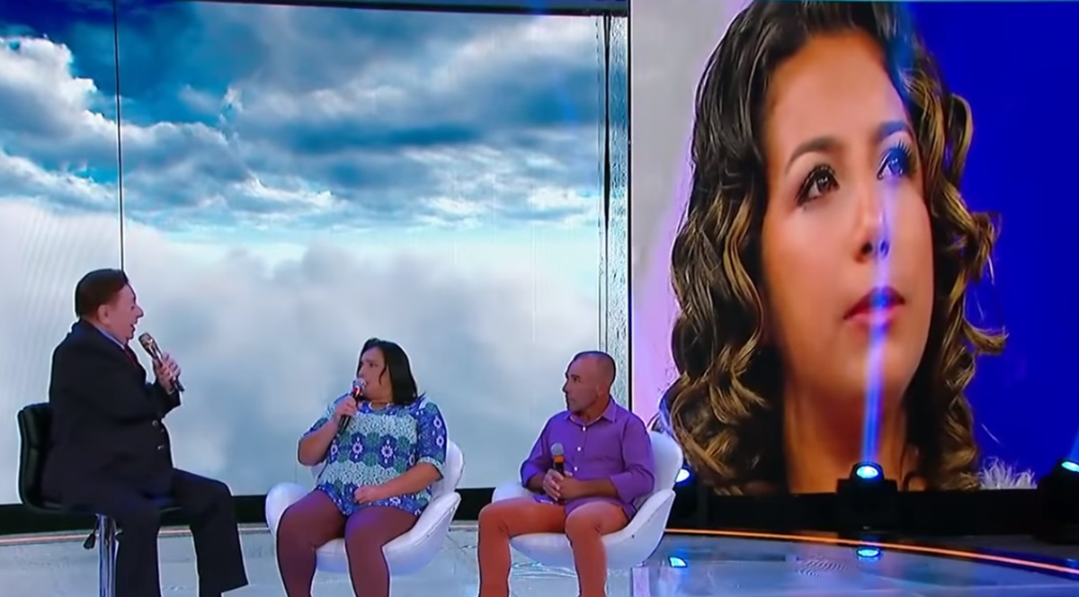 'agia normal', diz família de Yasmim Gabrielle em entrevista ao 'Programa Raul Gil'