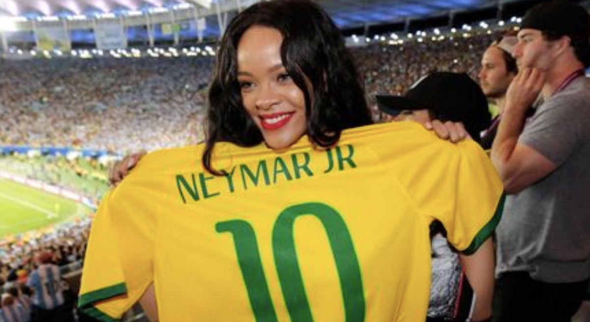 Neymar posta foto com Rihanna e se declara para a cantora: 'Rainha'
