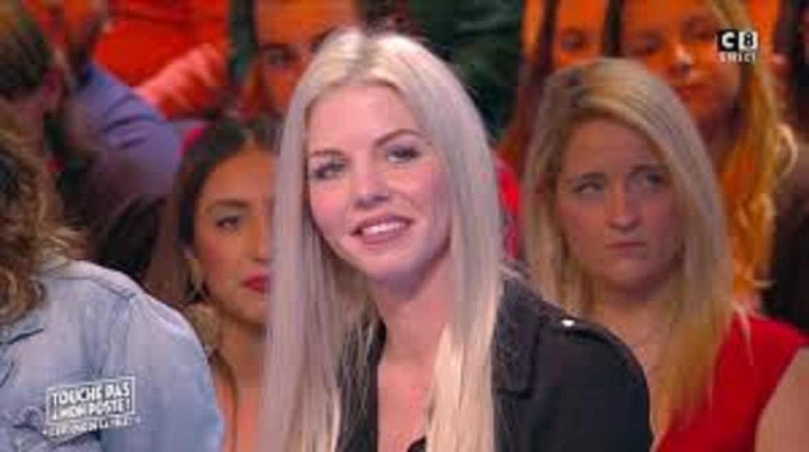 Jessica enceinte d'un garçon : les fans s'emballent