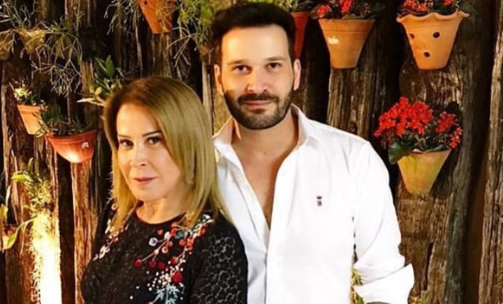 Usando vestido de noiva, Zilu faz 'pedido de casamento' ao namorado: 'topa?'