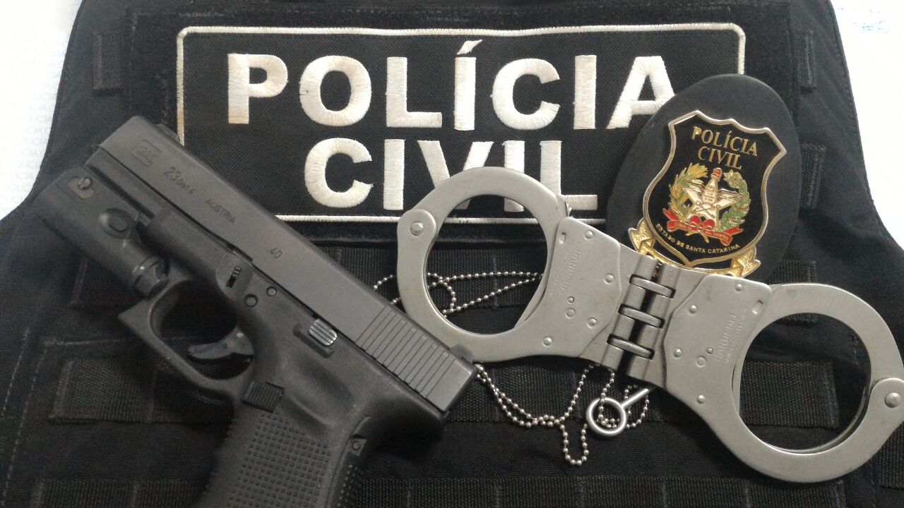 Corpos são encontrados dentro de carro submerso no RS