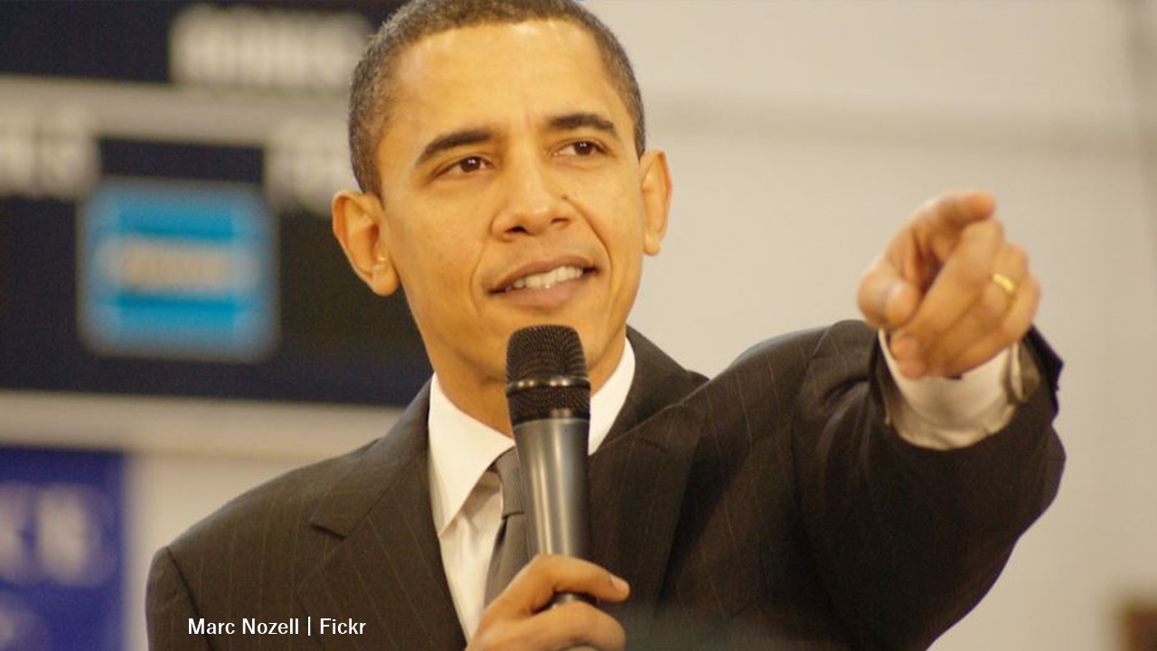 Barack Obama: The former-president delays the release of his new book