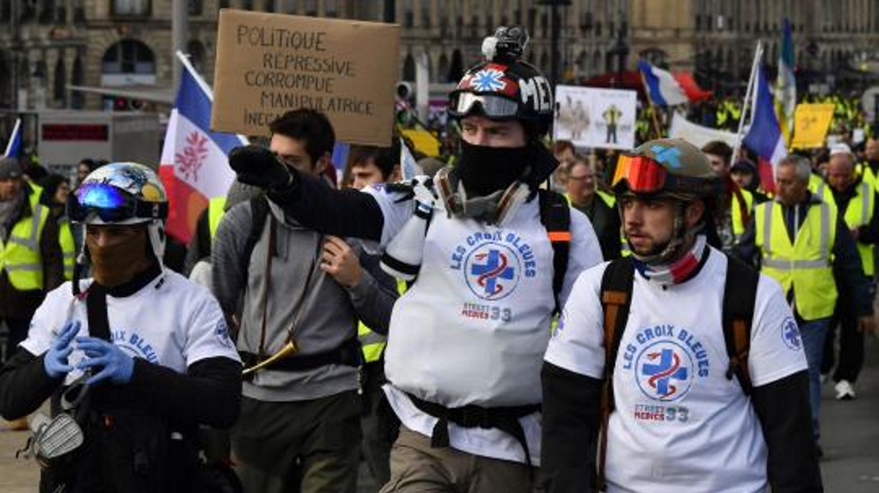 Gilets jaunes : Une enquête ouverte à la suite de 'prélèvements sanguins' à Paris