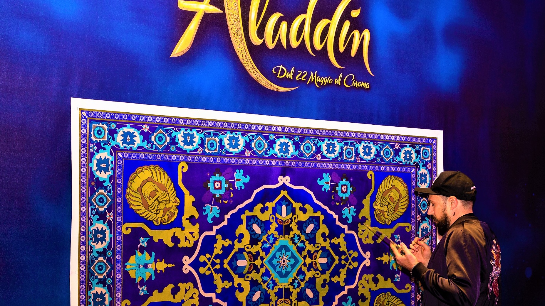 Matteo Mariani, in arte Koi, rende un omaggio artistico al live action 'Aladdin'