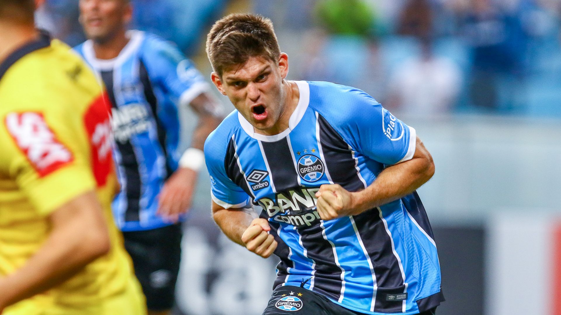 Grêmio busca sair da zona de rebaixamento contra perigoso Atlético