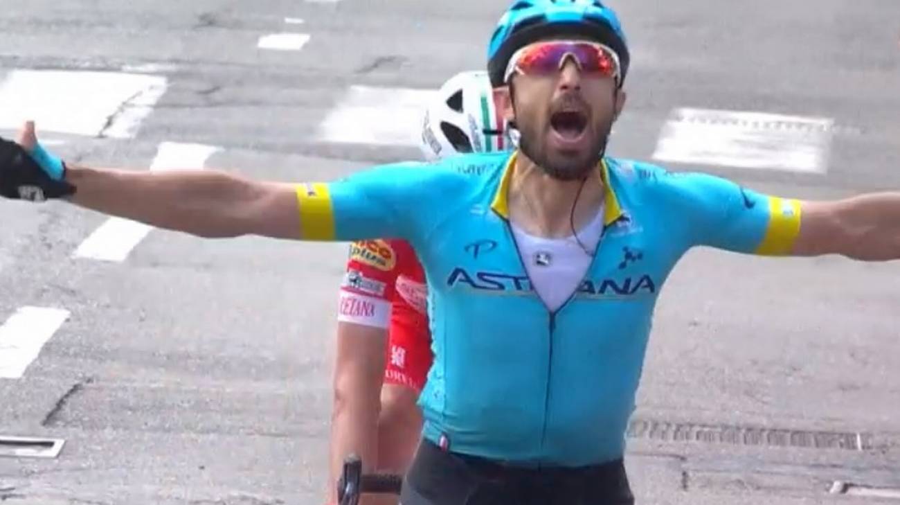 Giro d'Italia: Cataldo primo a Como, Carapaz resta in rosa, Nibali recupera terreno