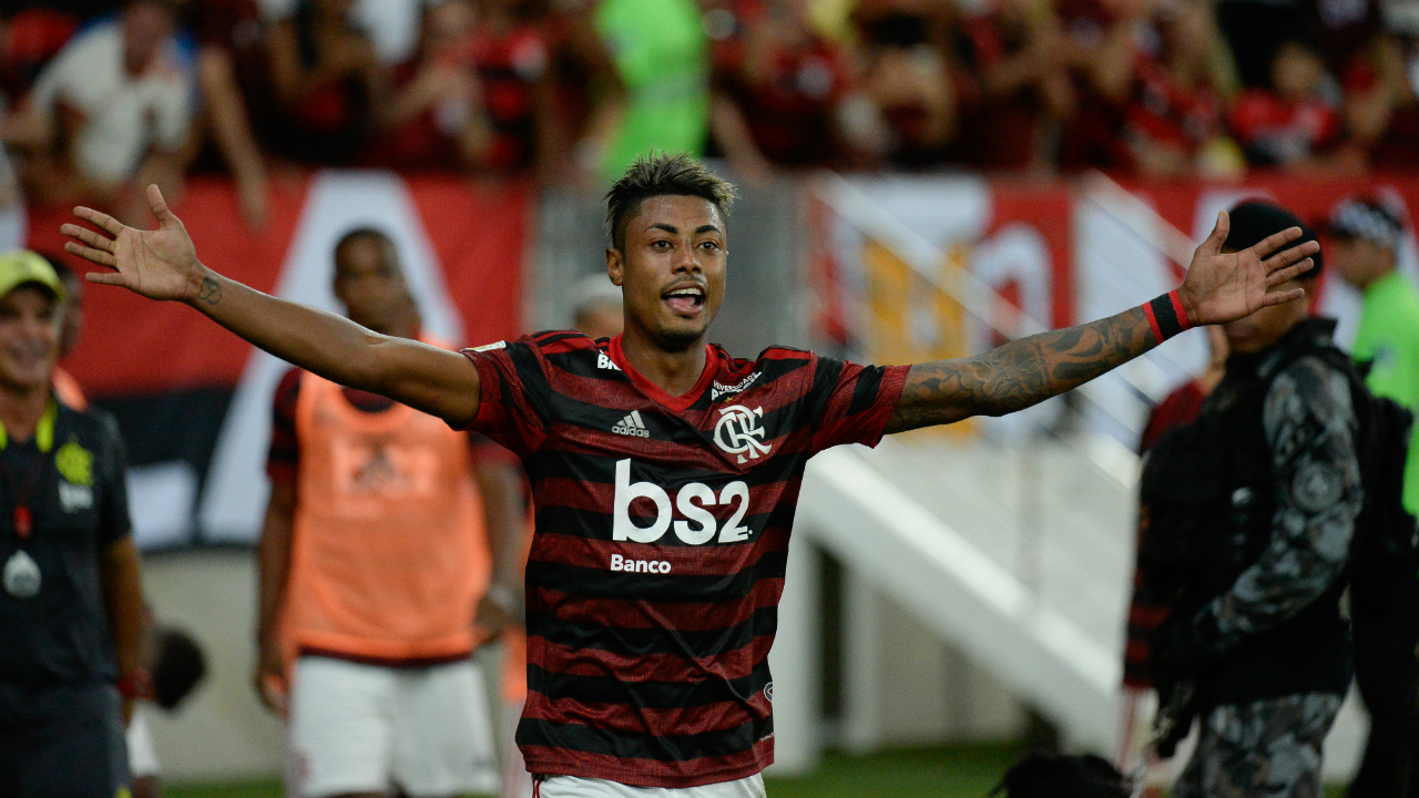 Visando o Timão, Marcelo Salles poupa dois titulares do Flamengo contra o Fortaleza