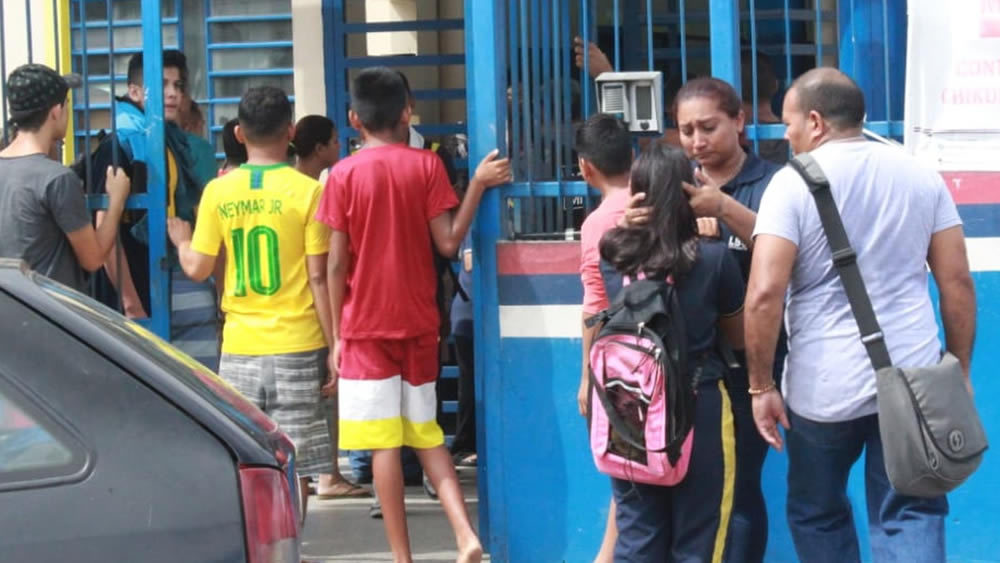 Aluna atira em colega dentro da escola em Manaus