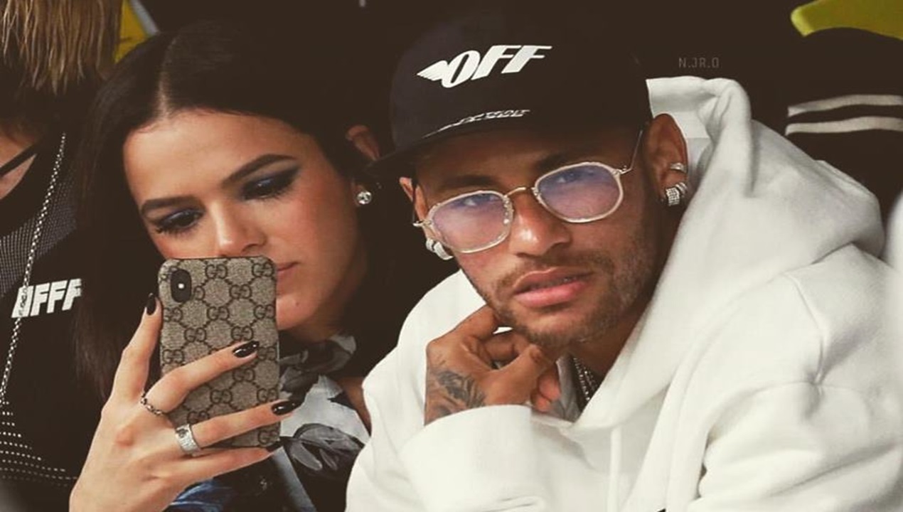 Bruna Marquezine é questionada sobre Neymar e responde: 'não vou falar desse assunto'