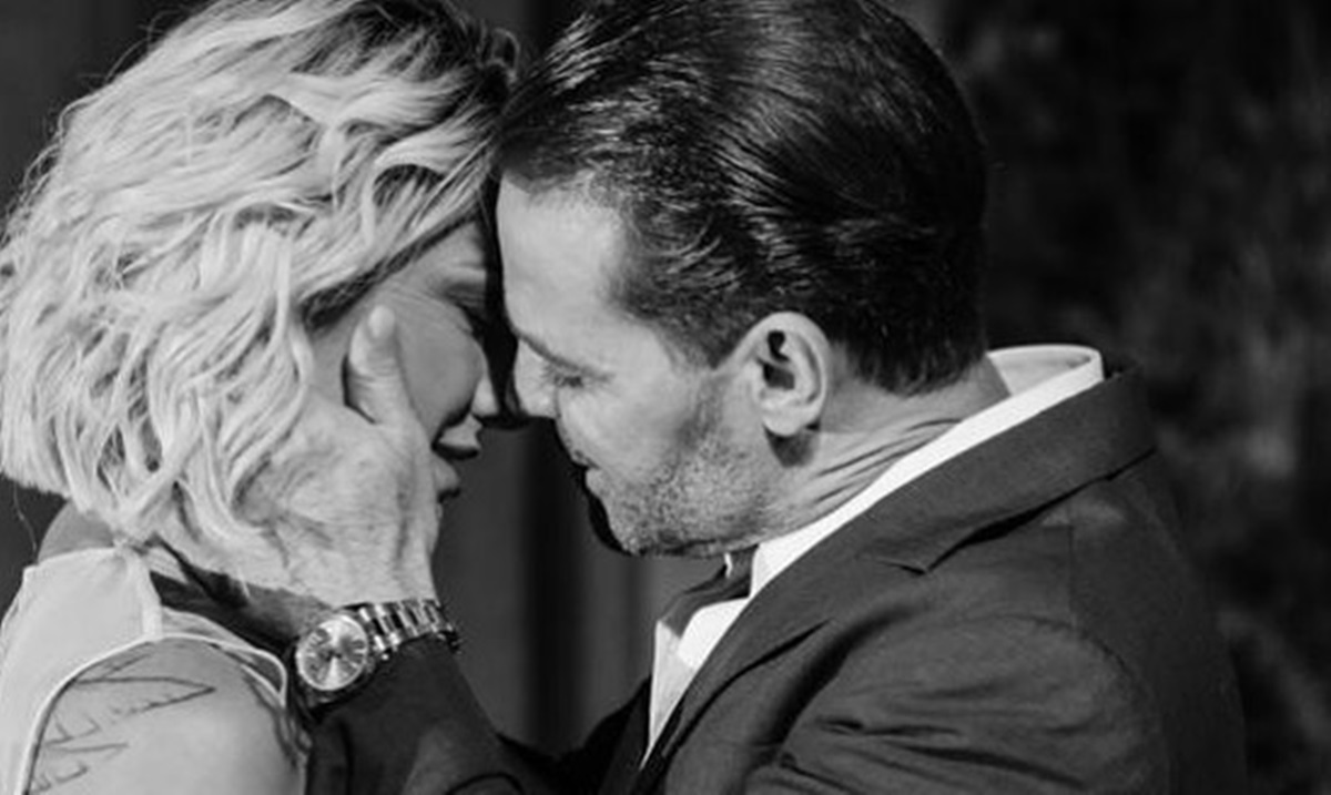 Antonia Fontenelle nega namoro, mas pede mais beijos para Eduardo Costa