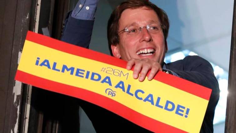 Almeida será alcalde de Madrid con el apoyo de Cs y Vox