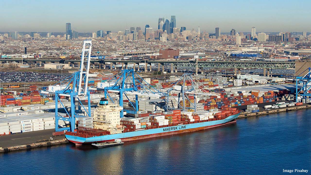 Cocaine worth $1 billion seized from a cargo ship in Philadelphia bound for Europe