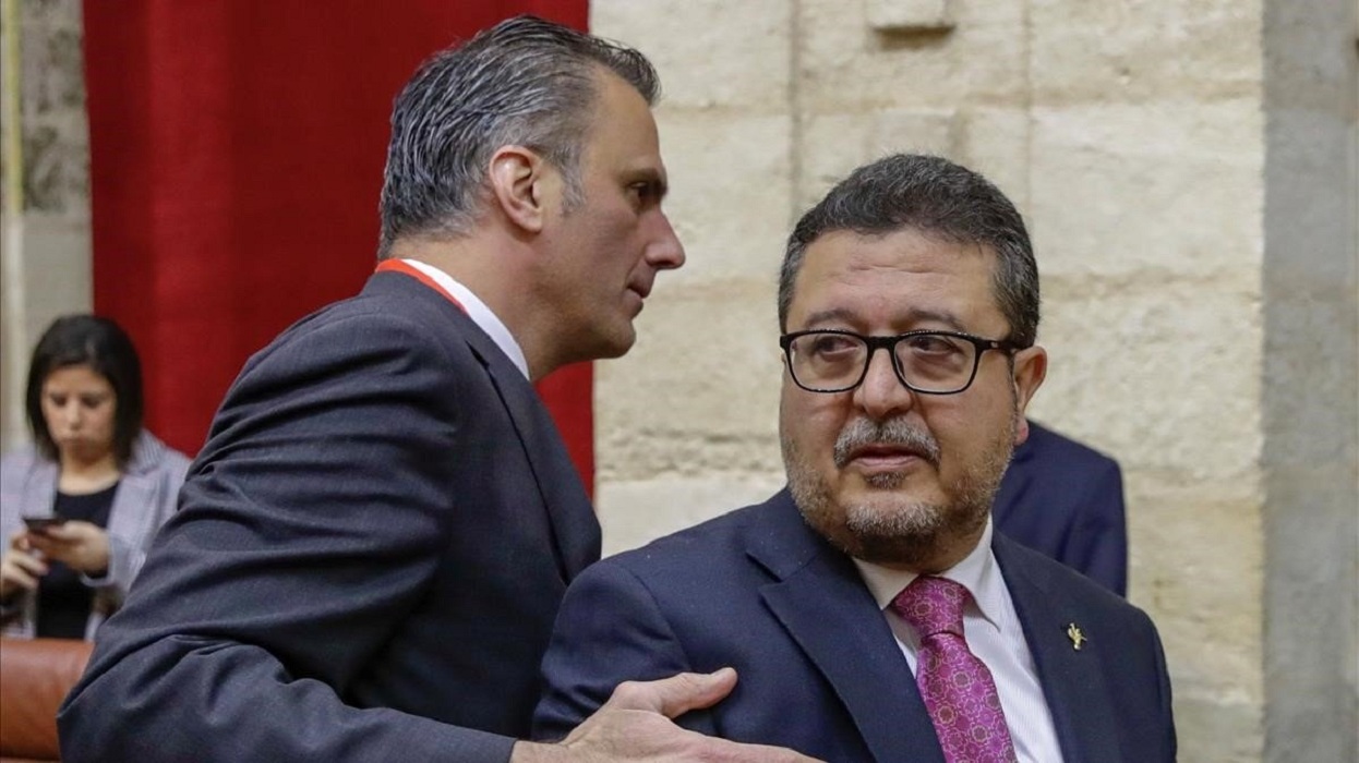 La Manada: VOX amenaza con sancionar a Serrano y él se da de baja por 'linchamiento'