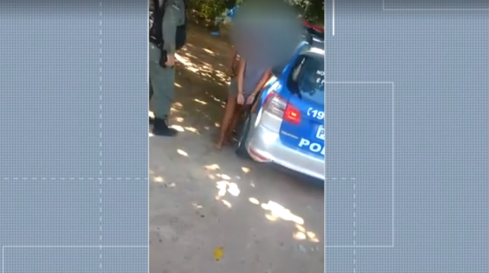 Duas adolescentes torturam e matam a facadas jovem de 14 anos