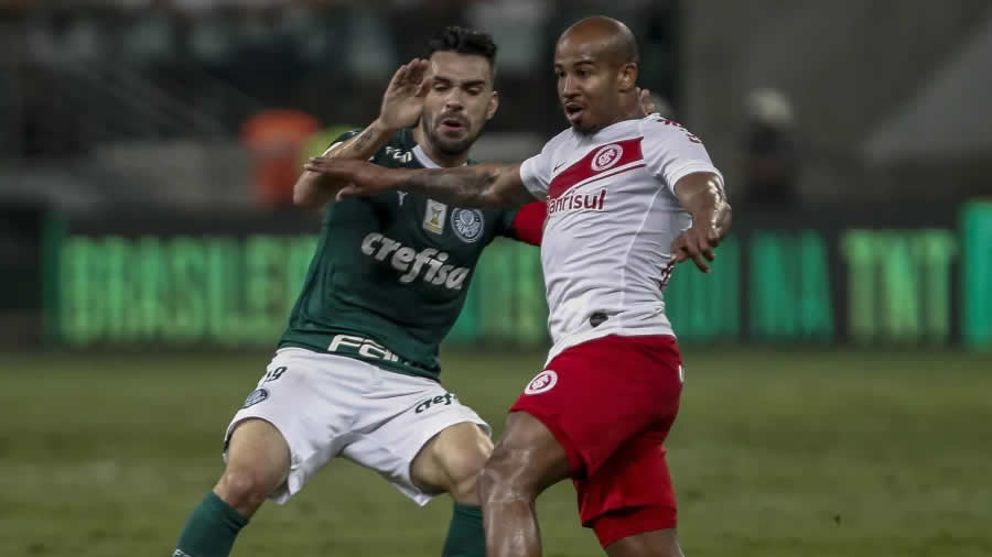 Com craques da Copa América, Palmeiras e Internacional duelam pela Copa do Brasil