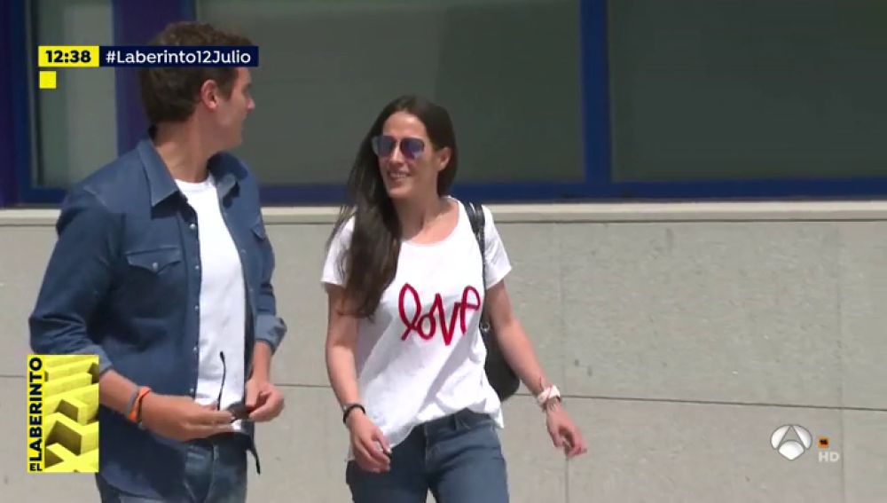 Albert Rivera y Malú salen juntos del hospital confirmando su noviazgo