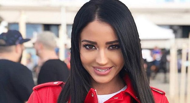 Aurah Ruiz se refiere, supuestamente, a Jesé y su novia con letras de canciones