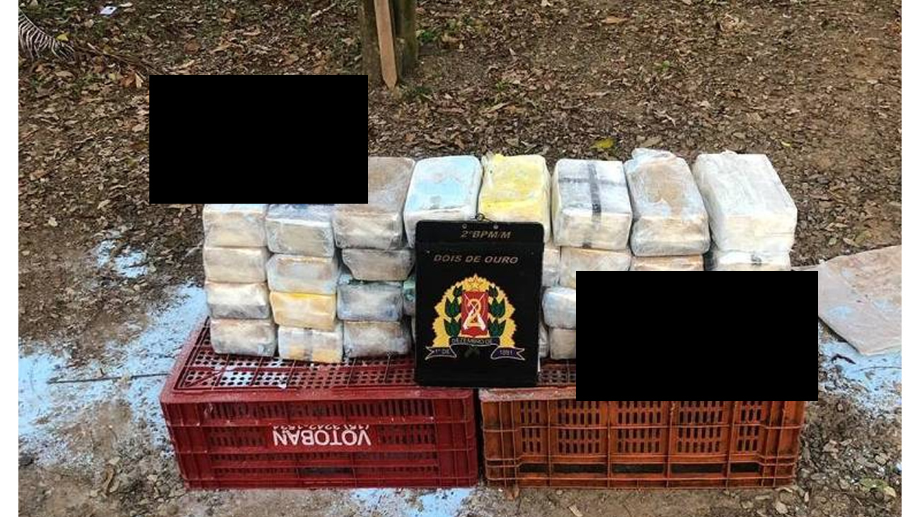 Homem compra sabão em pó, mas dentro da caixa havia drogas
