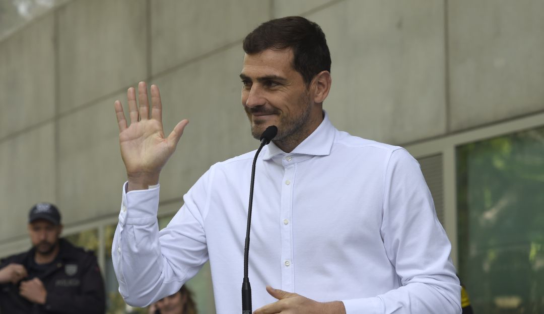 Iker Casillas deja el campo de fútbol para formar parte del staff del Oporto