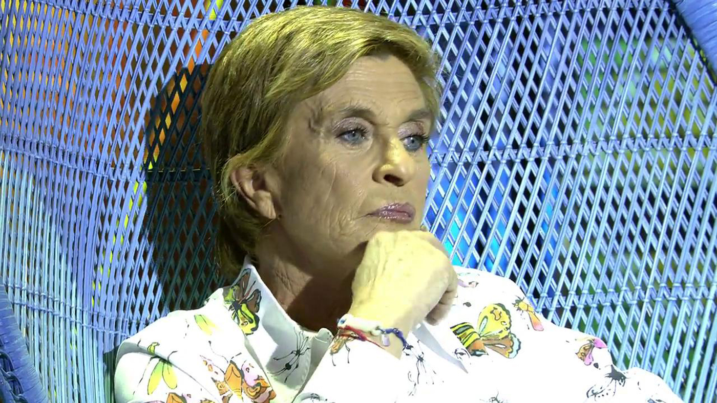 David Valldeperas se cansa de Chelo, al no agarrarle el teléfono en plena entrevista