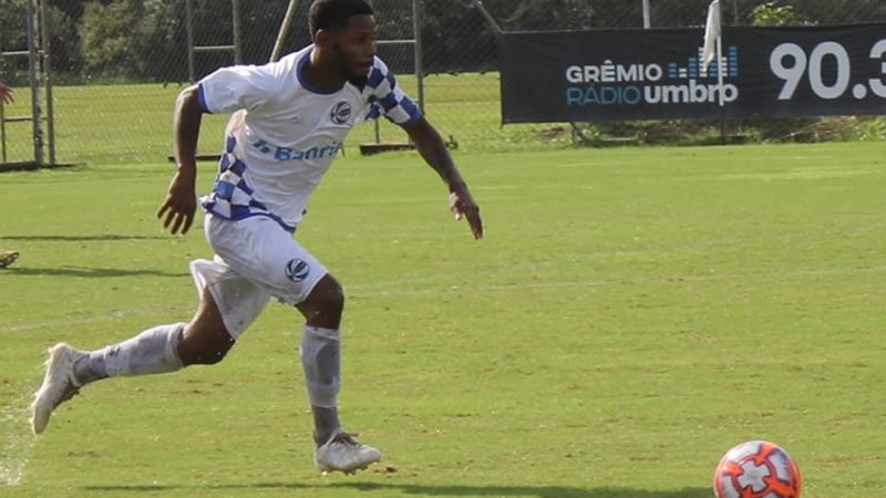 Jogador do São José RS é morto a tiros em Porto Alegre