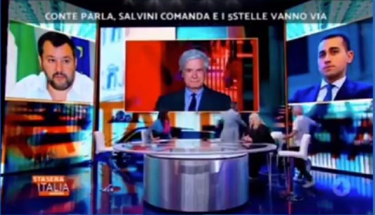 Stasera Italia: Vittorio Sgarbi e Giampiero Mughini arrivano quasi alle