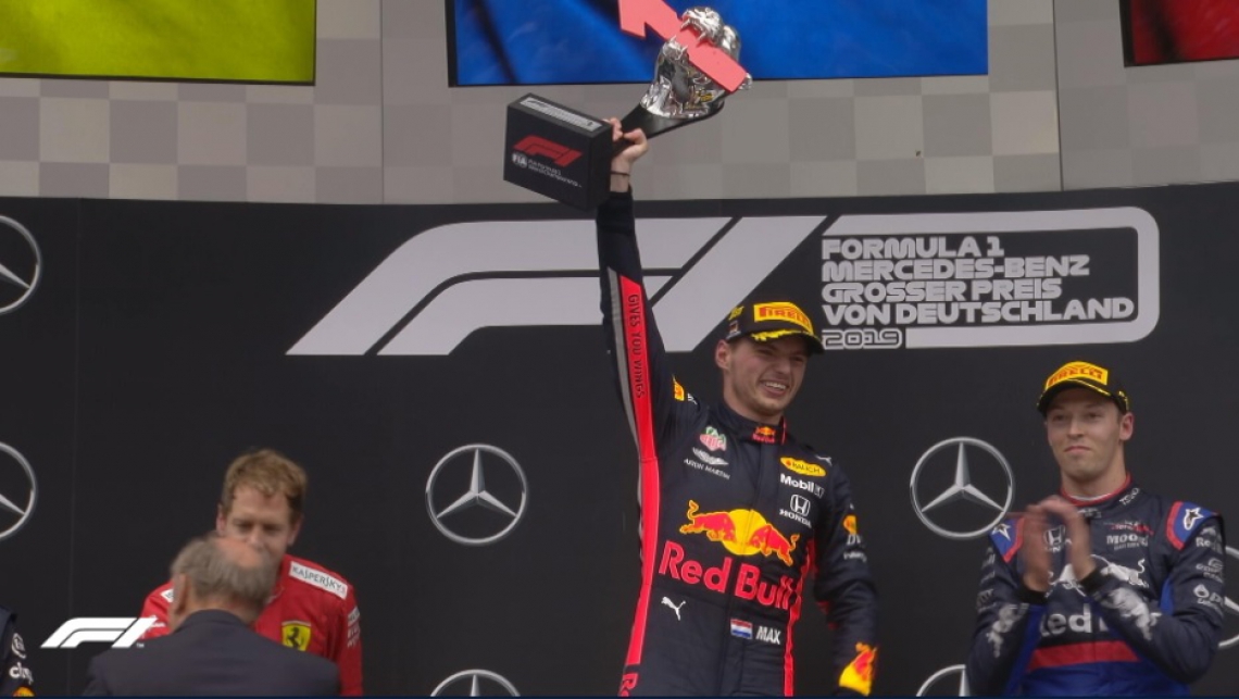 Max Verstappen vence caótico Grande Prêmio da Alemanha