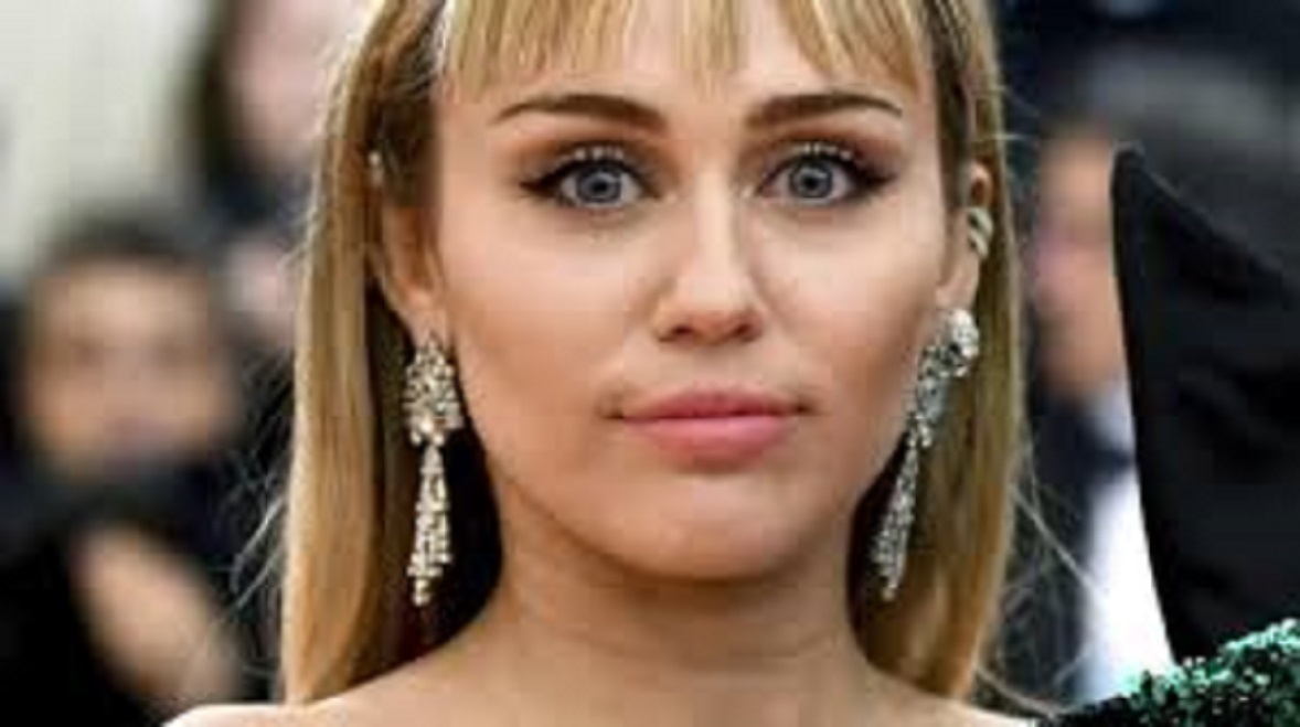 Miley Cyrus met un terme à son mariage