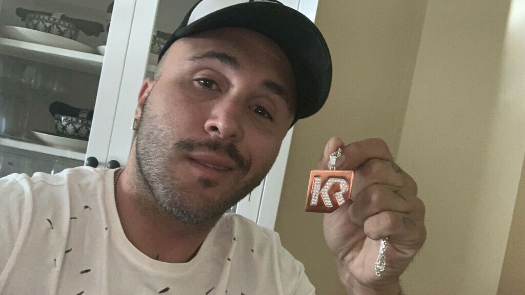 Kiko Rivera decide subastar una joya personal