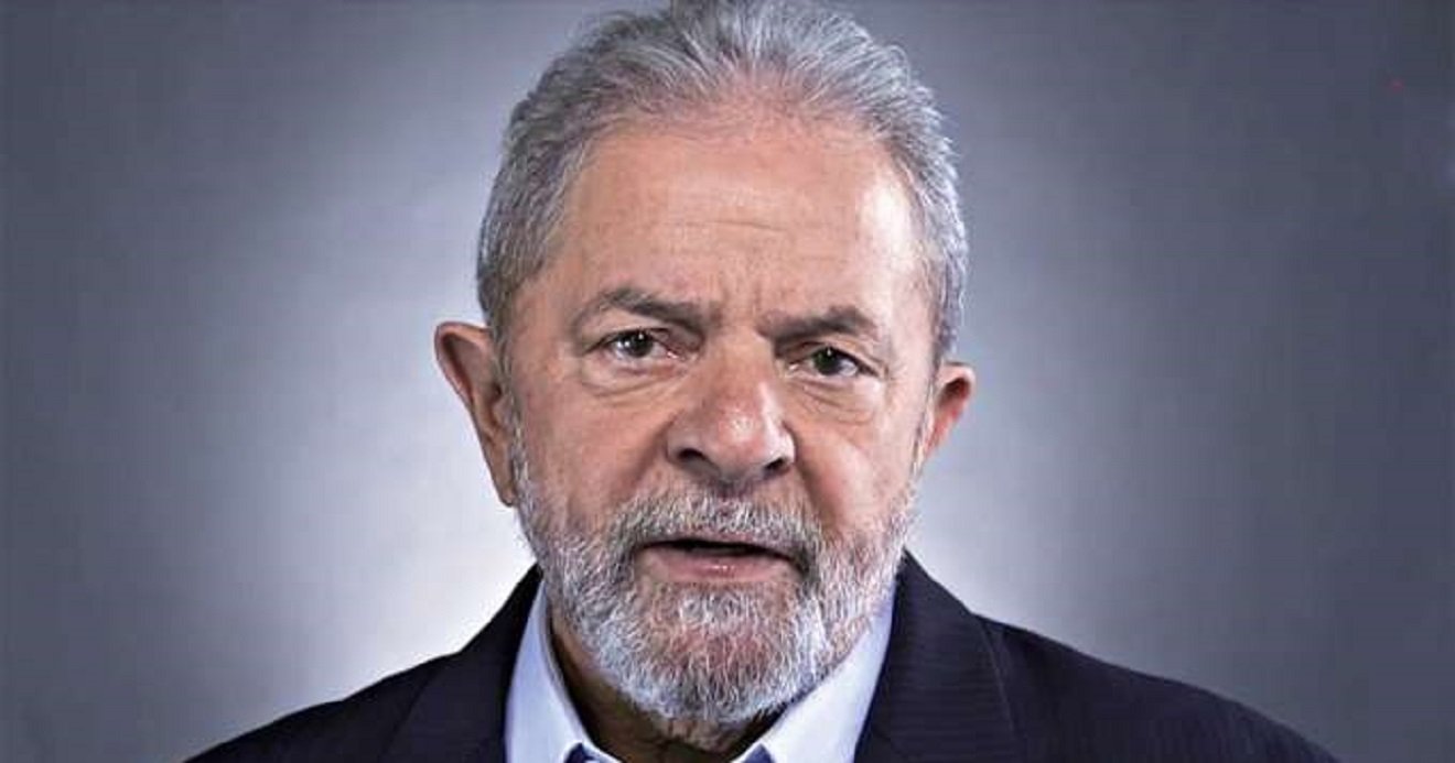 Revista fala em 'relação de amor e ódio' entre Lula e o STF