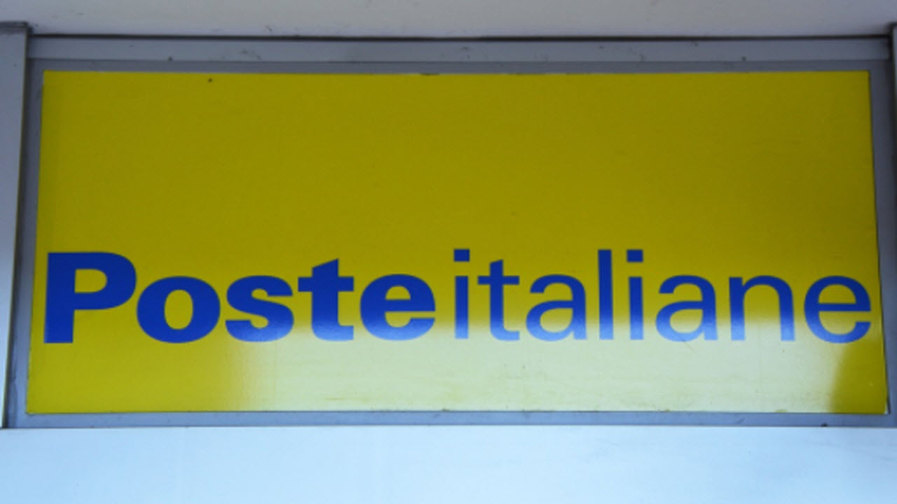 Lavoro, nuove assunzioni in Lombardia da Poste Italiane: domande entro il 25 agosto