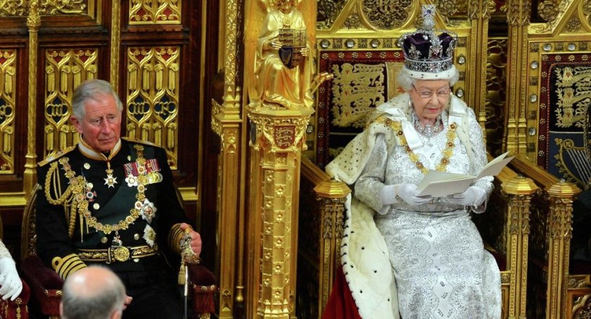 Una encuesta revela que Isabel II es la más querida de la familia real británica