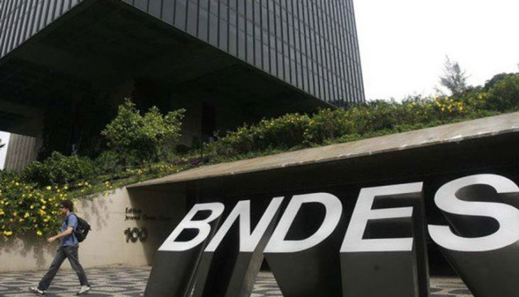 Huck e Doria fizeram empréstimo junto ao BNDES para compra de aeronaves
