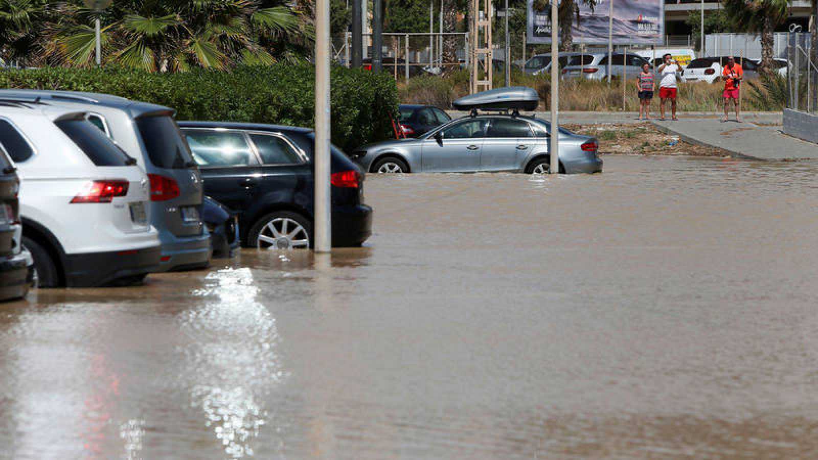 Una fuerte tormenta de lluvia y granizo sorprende a la Comunidad de Madrid