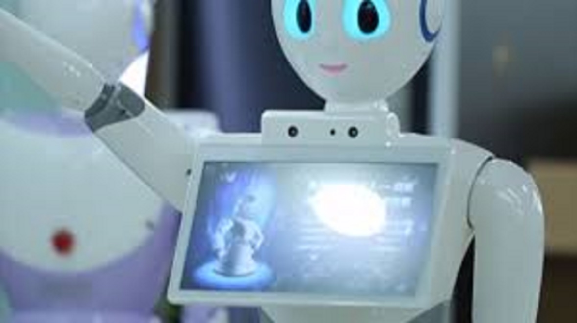 Chine : Des robots infirmiers examinent les écoliers