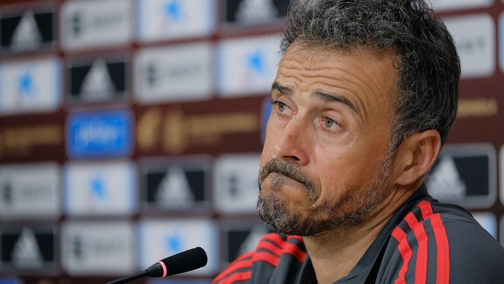 Luis Enrique anuncia la muerte de su pequeña hija por un cáncer óseo