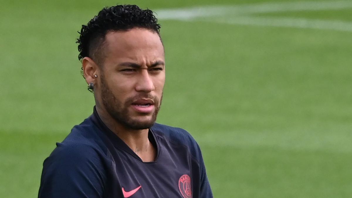 Venda de Neymar não ocorreu por 'birra', diz jornalista