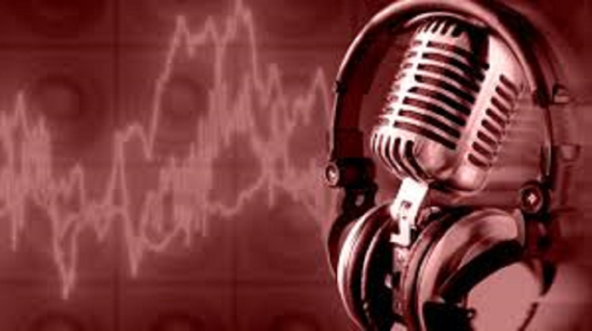 Le journaliste Dimitri Amba de nouveau à Sky One Radio