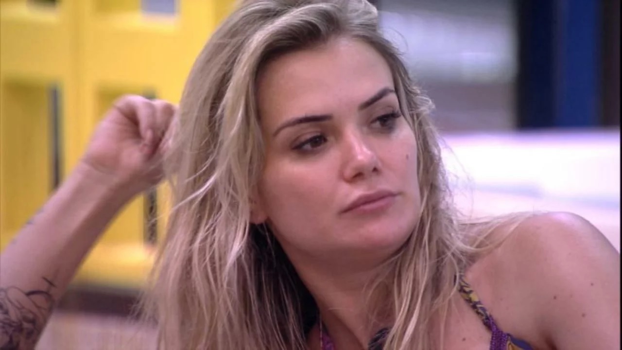 5 celebridades do 'BBB20' mais seguidos no Instagram 5 celebridades do 'BBB20' mais seguidos no Instagram