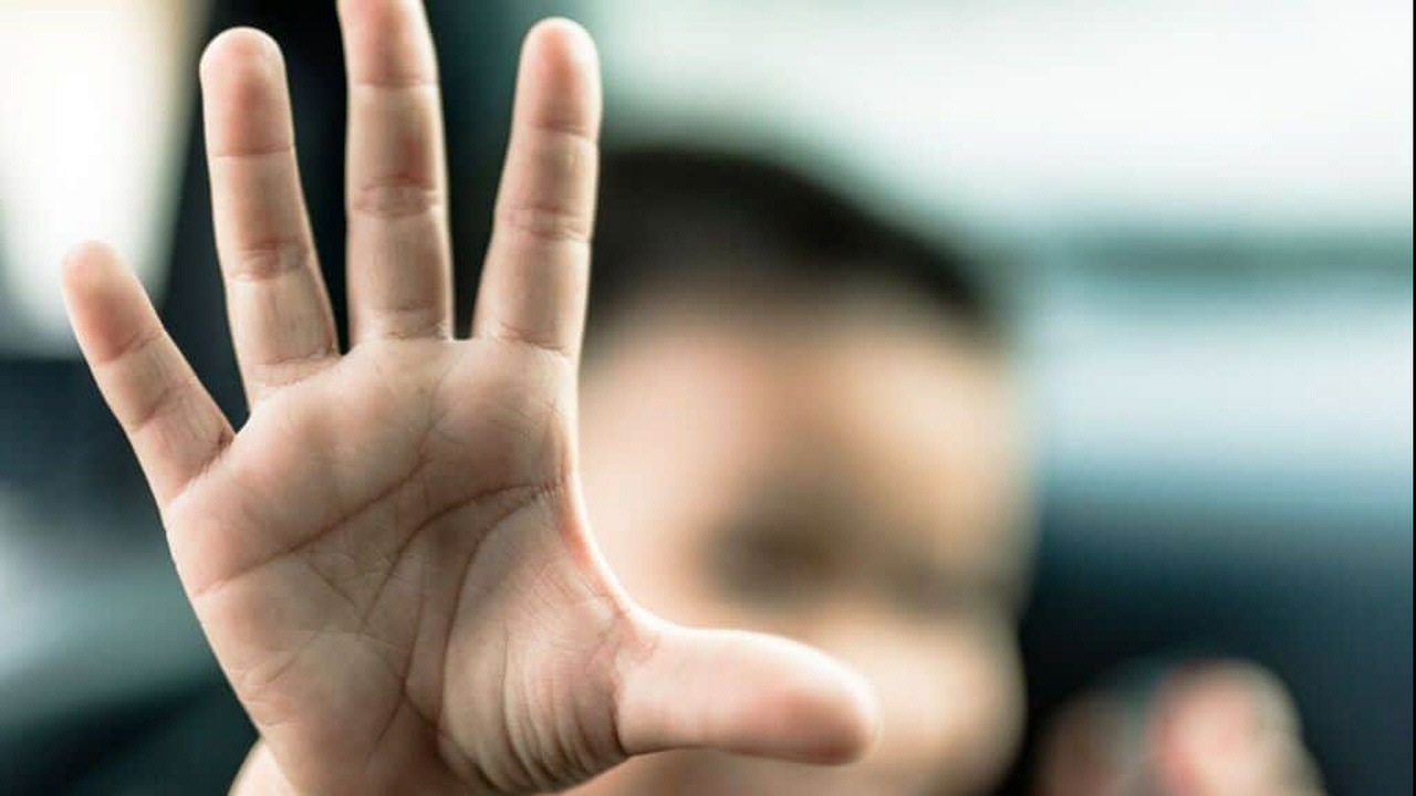 Arezzo Un Uomo Uccide La Figlia Di 4 Anni E Tenta Di Suicidarsi