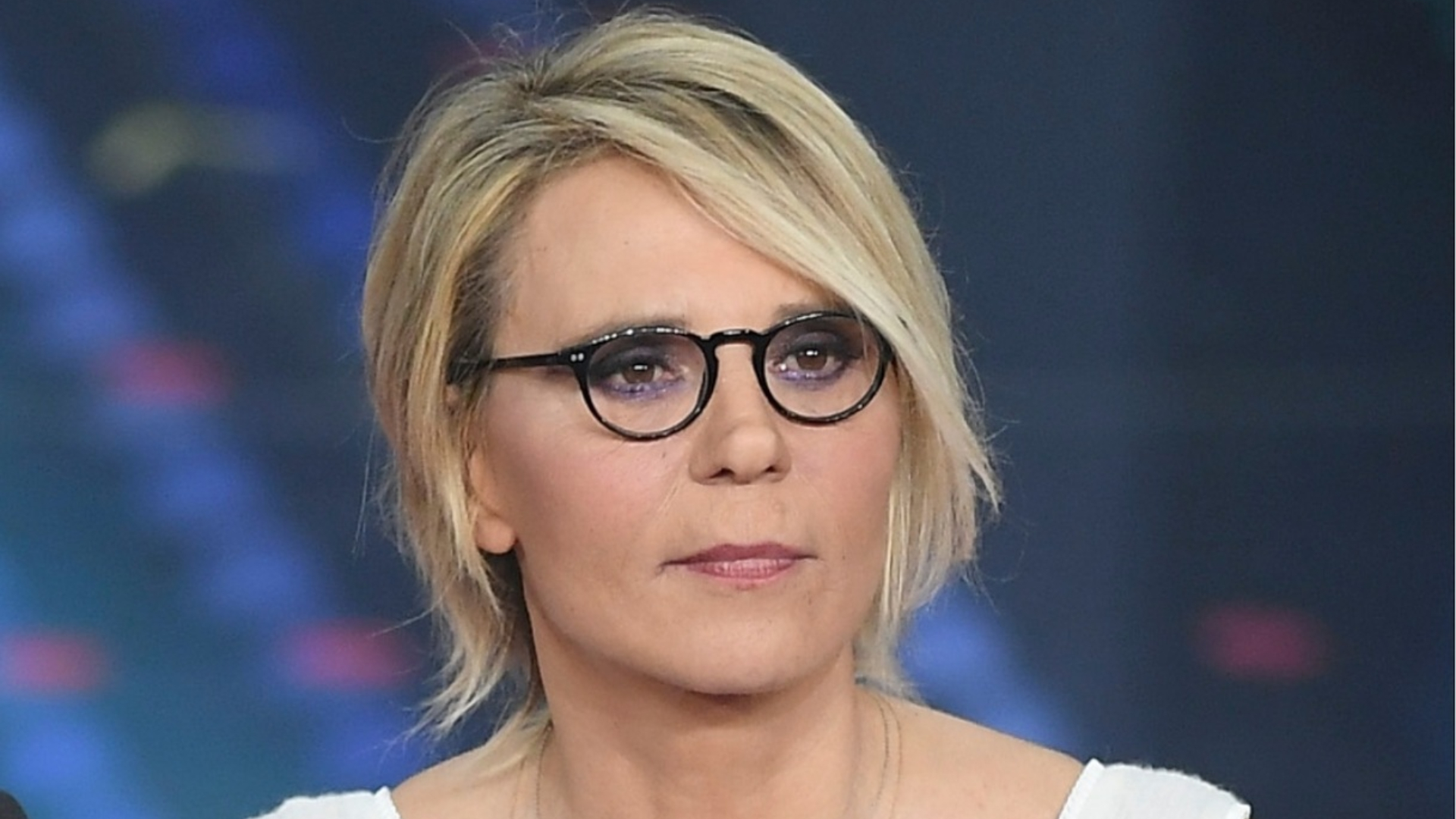 Maria de Filippi promuove L'amica geniale e su Grey's ...