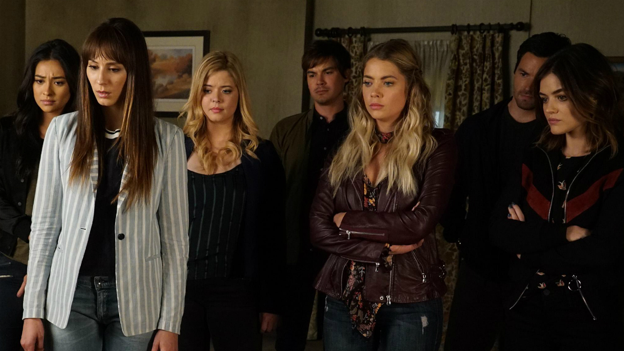 pretty little liars title sequence pretty little liars title sequence