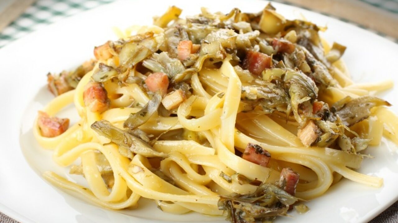 Ricetta della pasta pancetta e carciofi ideale per la primavera e l'estate