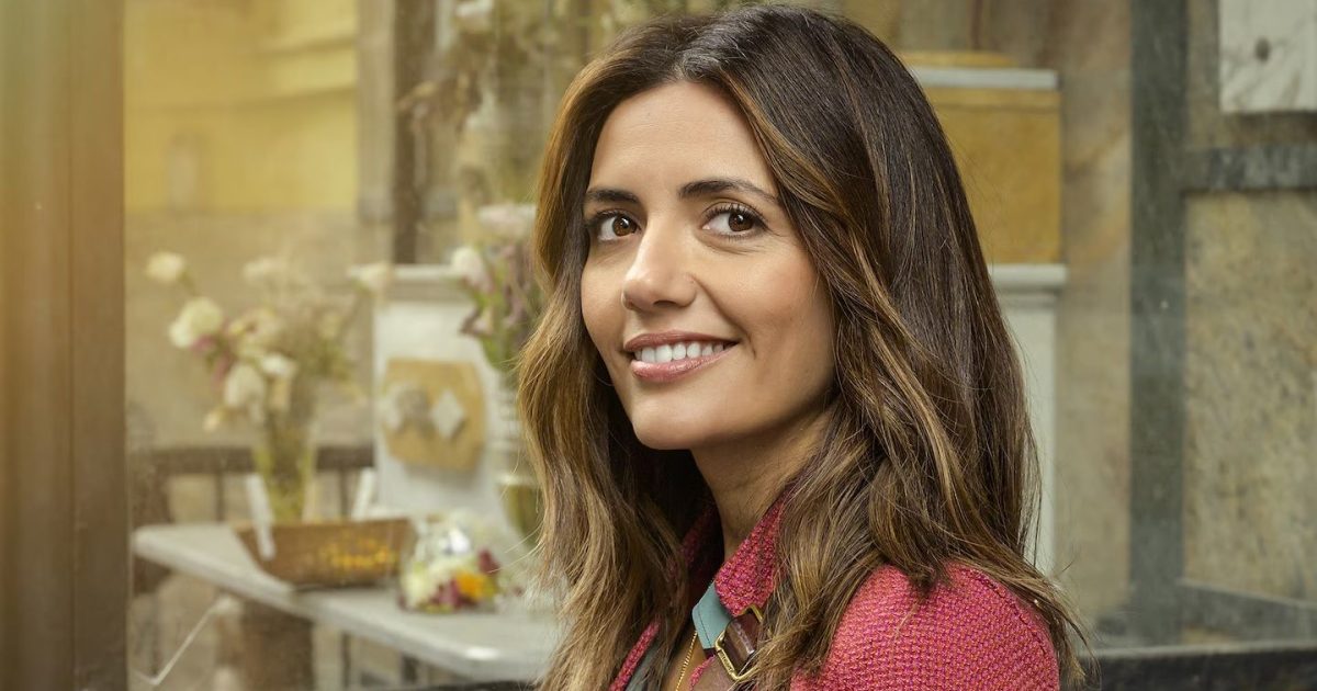 Chi è Viola Di Mina Settembre Mina Settembre episodi 9 e 10: Viola scappa